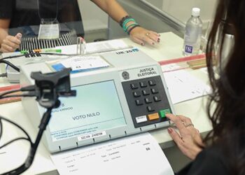 Plenário do TSE triplica número de urnas eletrônicas auditadas no dia da eleição