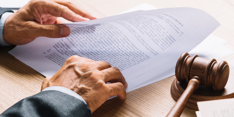 Condenado homem que roubou farmácia na zona norte