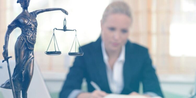 Consumidor lesado em venda de perfume será indenizado por empresa que forneceu produto