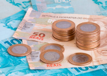 Estudante será indenizada por oferta de curso semipresencial não validado pelo MEC