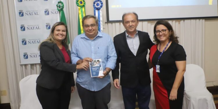 Álvaro Dias lança Plano Diretor de Tecnologia da Informação e empossa Conselho de C&T