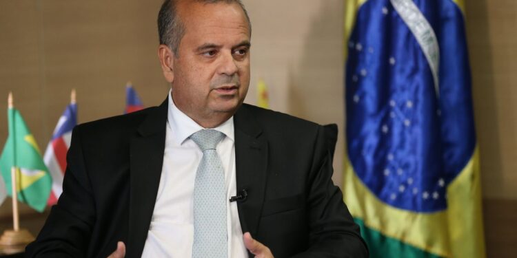 STJ decide manter ação penal contra ex-ministro Rogério Marinho por peculato