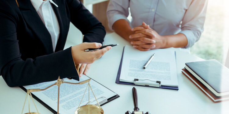 Lei municipal que garante assistência judiciária gratuita em Pau dos Ferros é constitucional, diz TJ/RN