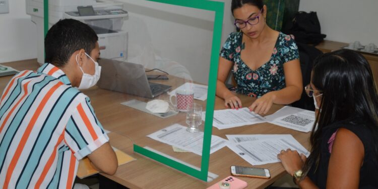 Mais de 50 atendimentos são realizados pela DPE/RN durante primeiro dia de mutirão ara retificação de nome e gênero em registro civil