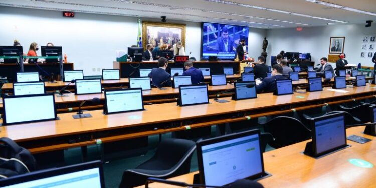 Presidentes das comissões permanentes serão eleitos nesta quarta-feira