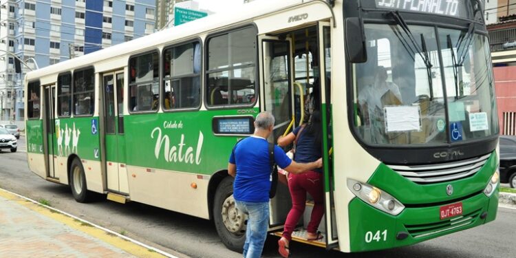 Comissão de Justiça da CMN aprova isenção do ISS para o sistema de transporte coletivo