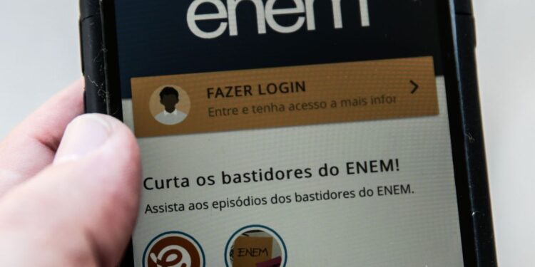 Termina hoje prazo para pagamento da taxa de inscrição do Enem 2022