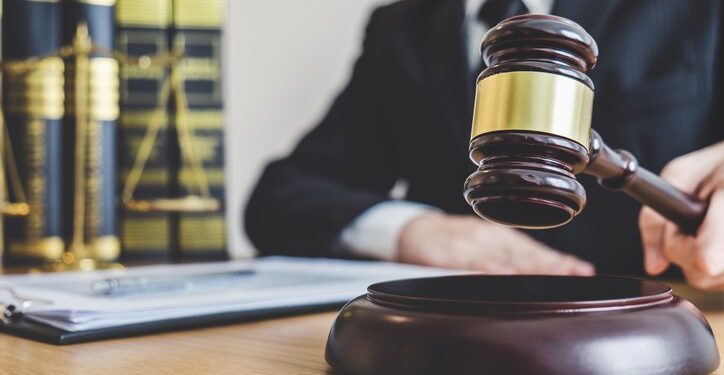 Por não representar ameaça à ordem pública, acusada de tráfico de drogas consegue habeas corpus