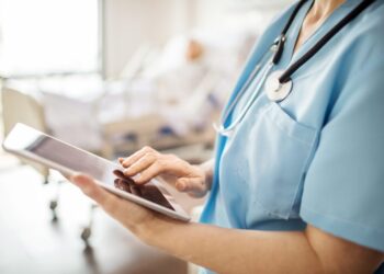 Aprovado projeto que define o piso nacional do profissional da enfermagem