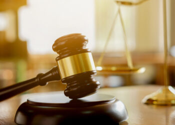 Estado deve aceitar documentação de nível superior de aprovada para cargo de técnico de enfermagem