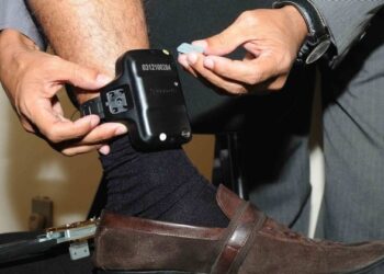 Inquérito sobre violação de monitoramento eletrônico por Daniel Silveira é prorrogado