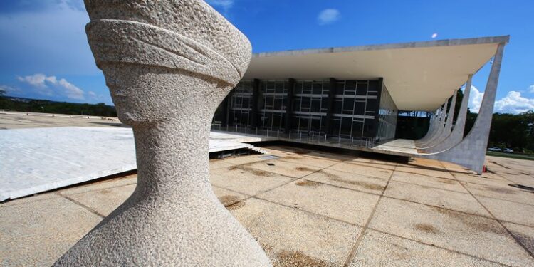 STF recebe ação sobre alcance da competência dos TCEs para julgar prestação de contas de prefeitos