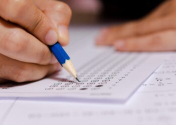 País tem 33,9 mil vagas abertas em concursos públicos; veja quais são