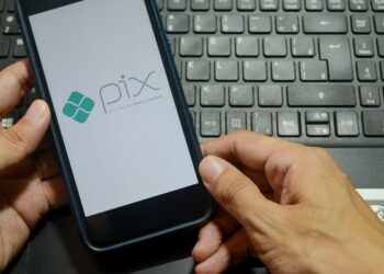 Uso de Pix sem saldo gera ressarcimento a banco