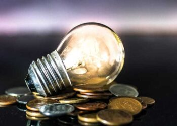 Câmara aprova projeto que impede cobrança de ICMS sobre custo adicional de energia