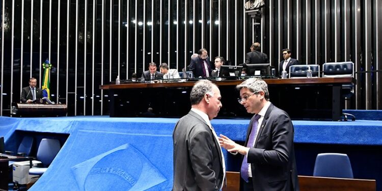 PEC que cria ‘voucher caminhoneiro’ deve ser votada na quarta