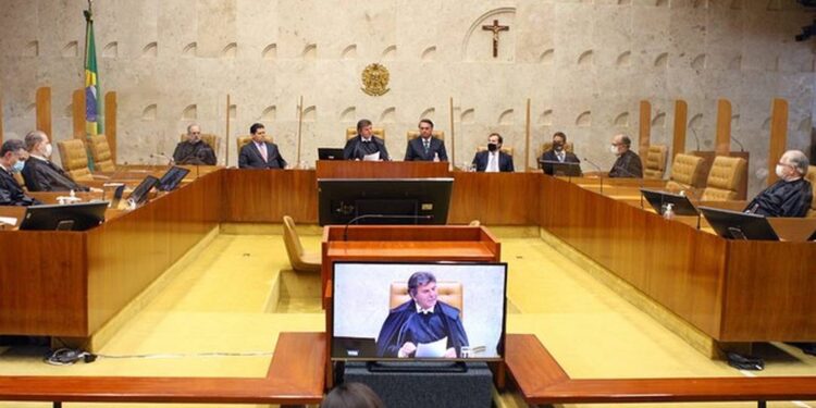 STF decide que norma coletiva que restringe direito trabalhista é constitucional