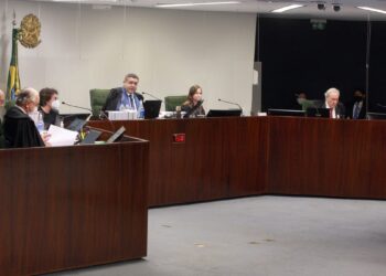 Cassação do mandato do deputado estadual Fernando Francischini (União Brasil-PR) é reestabelecida pela 2ª turma do STF