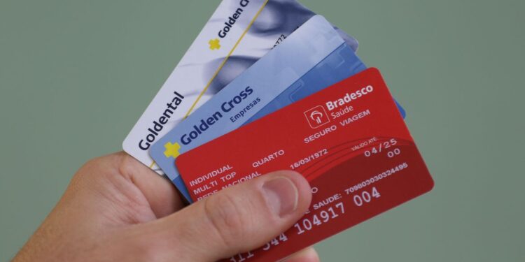 STJ: planos coletivos devem manter tratamento mesmo com cancelamento