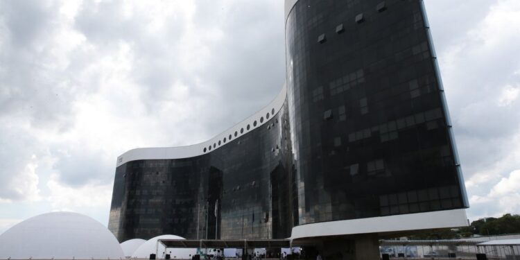 Lista de devedores de multa eleitoral é disponibilizada pela Justiça