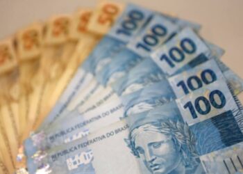 Reforma tributária deve ficar para 2023