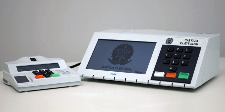 Instituições manifestam apoio à Justiça Eleitoral e plena confiança no sistema de votação