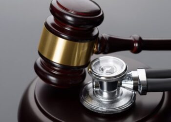 Estado tem dez dias para incluir paciente com artrose de quadril em lista de espera para realizar cirurgia