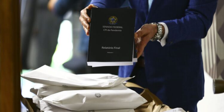 Senadores contestam arquivamento de investigações indicadas pela CPI da Pandemia
