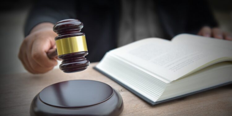 Justiça condena réus a 13 anos de prisão por assalto armado a pousada em Tibau do Sul