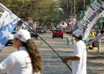 Começa hoje nas ruas do país a campanha eleitoral