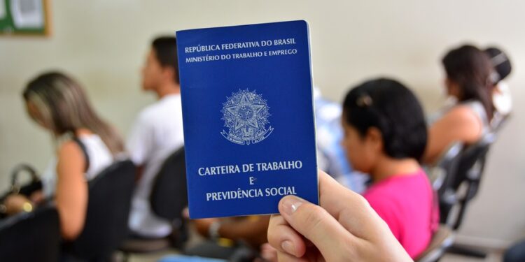 RN encerra primeiro semestre com menor taxa de desemprego desde 2015