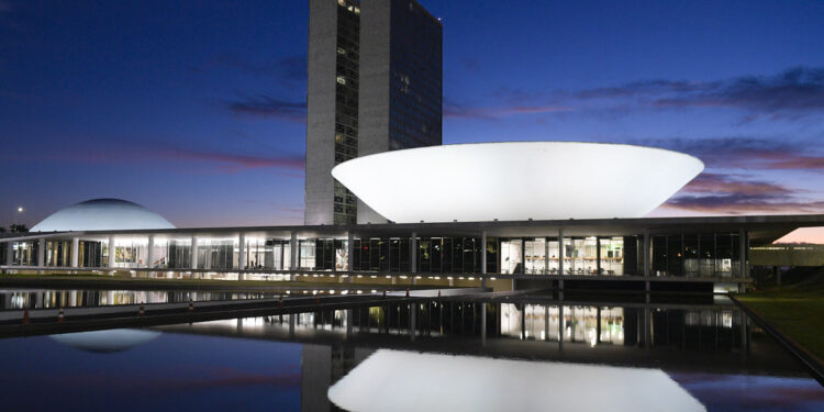 Executivo tem até esta quarta para enviar ao Congresso proposta do Orçamento 2023