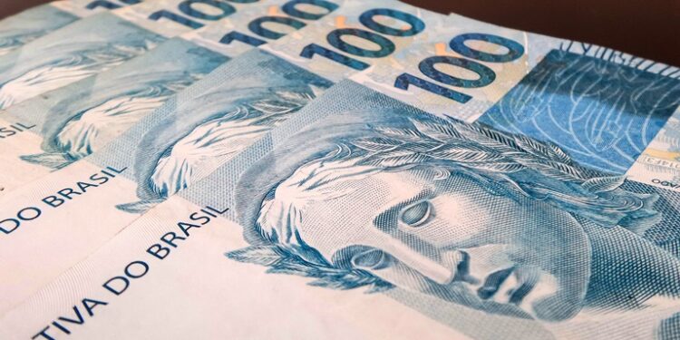 Arrecadação federal chega a R$ 172,31 bilhões em agosto