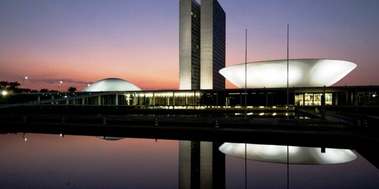 Concurso do Senado: prazo de inscrição termina nesta quarta-feira