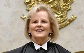 Defesa do Estado Democrático de Direito é compromisso da ministra Rosa Weber na Presidência do Supremo