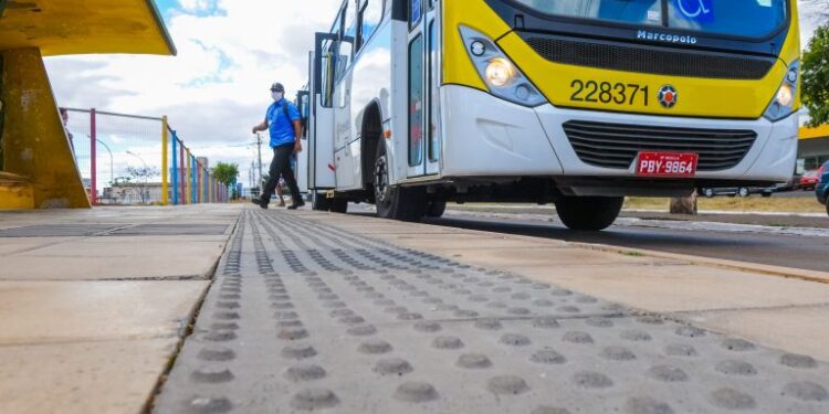 Barroso determina que transporte público seja mantido em níveis normais no dia das eleições