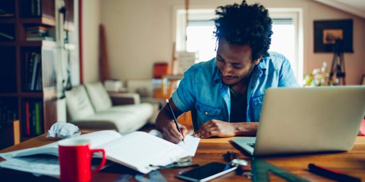 Senac RN está com 1.750 vagas para bolsas de estudo em cursos EAD