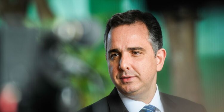 Presidente do Senado sobre propostas de mexer na composição do STF e projeto para regular pesquisas eleitorais