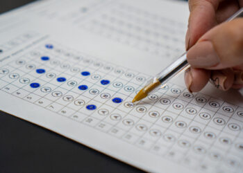 9 concursos abrem inscrições nesta quinta-feira (27/10)