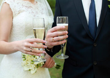 Condição financeira de um cônjuge não impede benefício da gratuidade de justiça para o outro