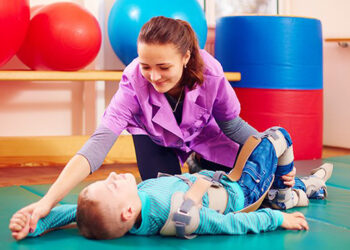 Governo do Estado deve custear tratamento de paciente com paralisia cerebral