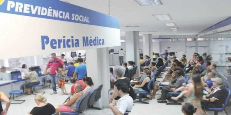 INSS prorroga prazo para pedir benefício sem perícia médica