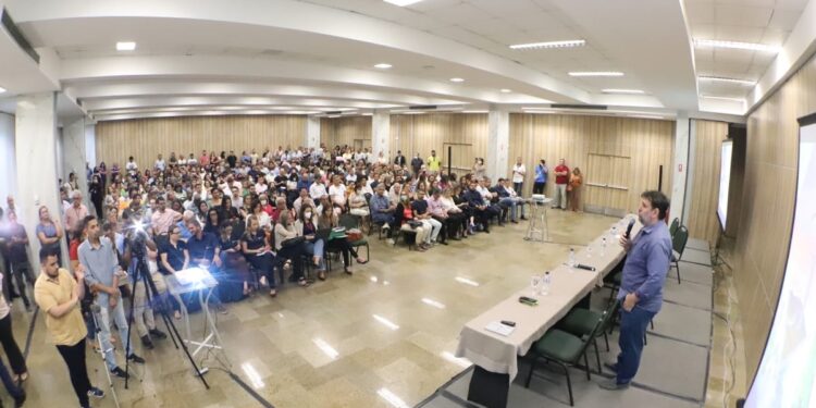 Audiência Pública esclarece projeto de engorda e drenagem da praia de Ponta Negra