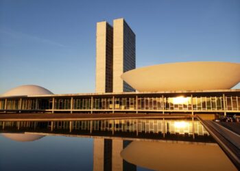 Comissão vota parecer preliminar da proposta orçamentária para o próximo ano