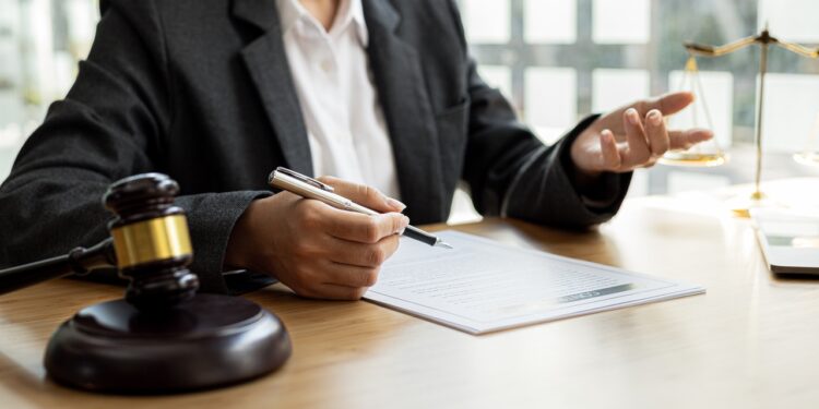 Cinco ótimos concursos para quem é formado em Direito