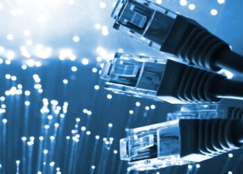 Empresa de internet que presta serviço em território nacional deve se submeter à lei brasileira