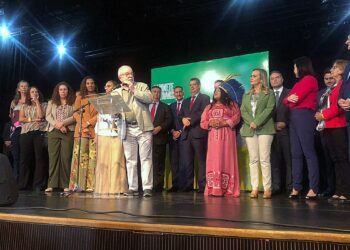 Lula anuncia últimos 16 ministros do novo governo