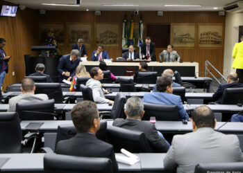Câmara conclui ano legislativo aprovando mais de mil emendas à LOA/2023
