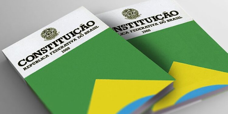 Ano de 2022 tem número recorde de emendas constitucionais