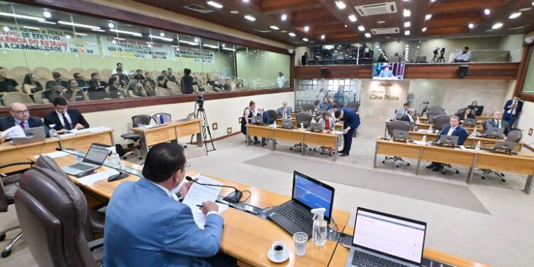 Com receitas previstas de receita R$ 17,9 bilhões, LOA 2023 é aprovada pela Assembleia Legislativa